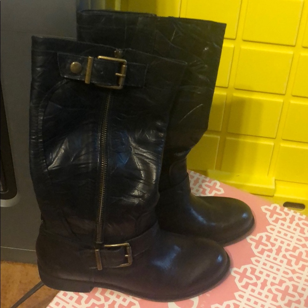 New black leather riding boots